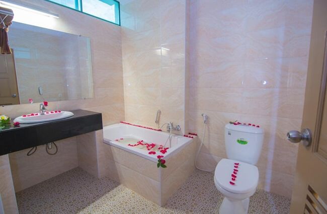 royal inlay hotel 9