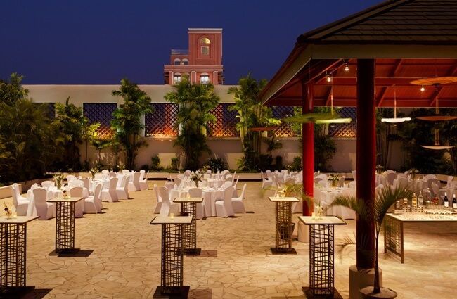 hotel sule shangri la 8