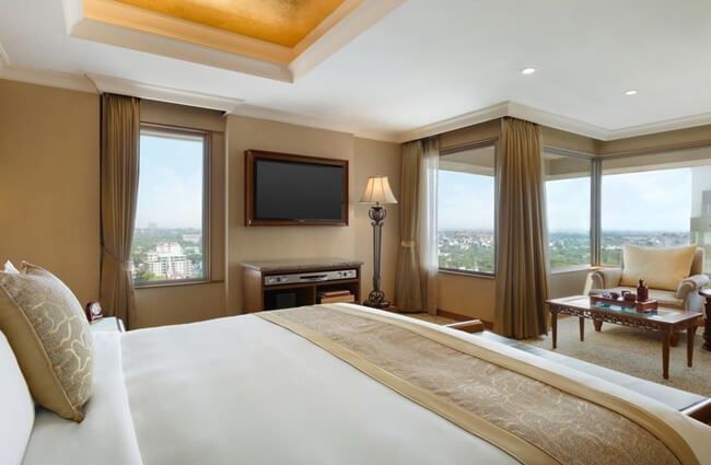 hotel sule shangri la 13